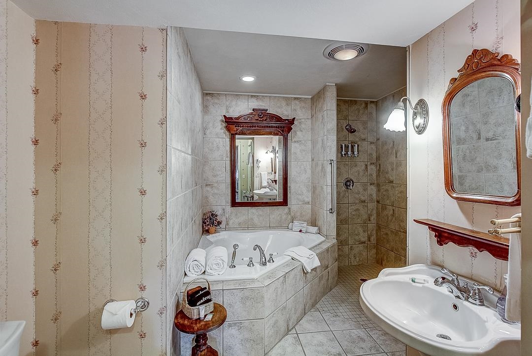 5525 Portage Road Madison, WI 53704 - Photo 47 of 51