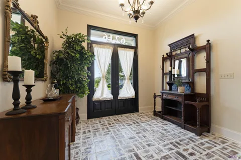 $740,000 | 6216 Breeze Point Drive, Gonzales, LA 70737