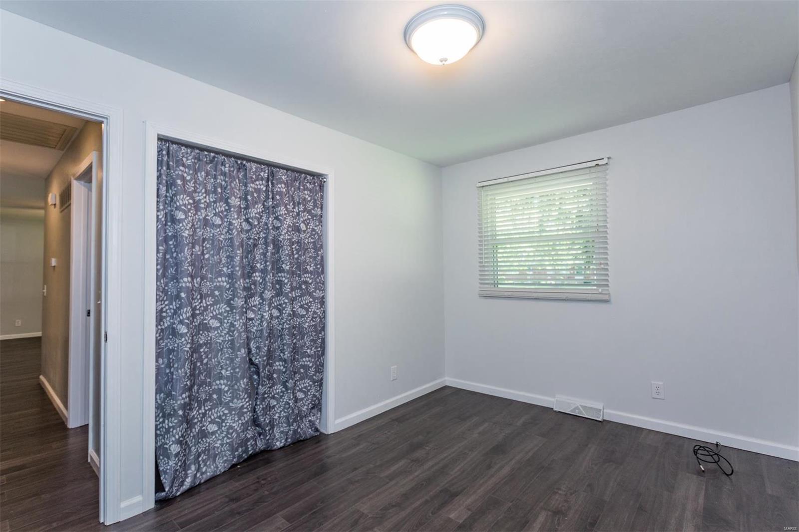 2616 Pontoon Road Granite City, IL 62040 - Photo 15 of 36 Gallery Image 15