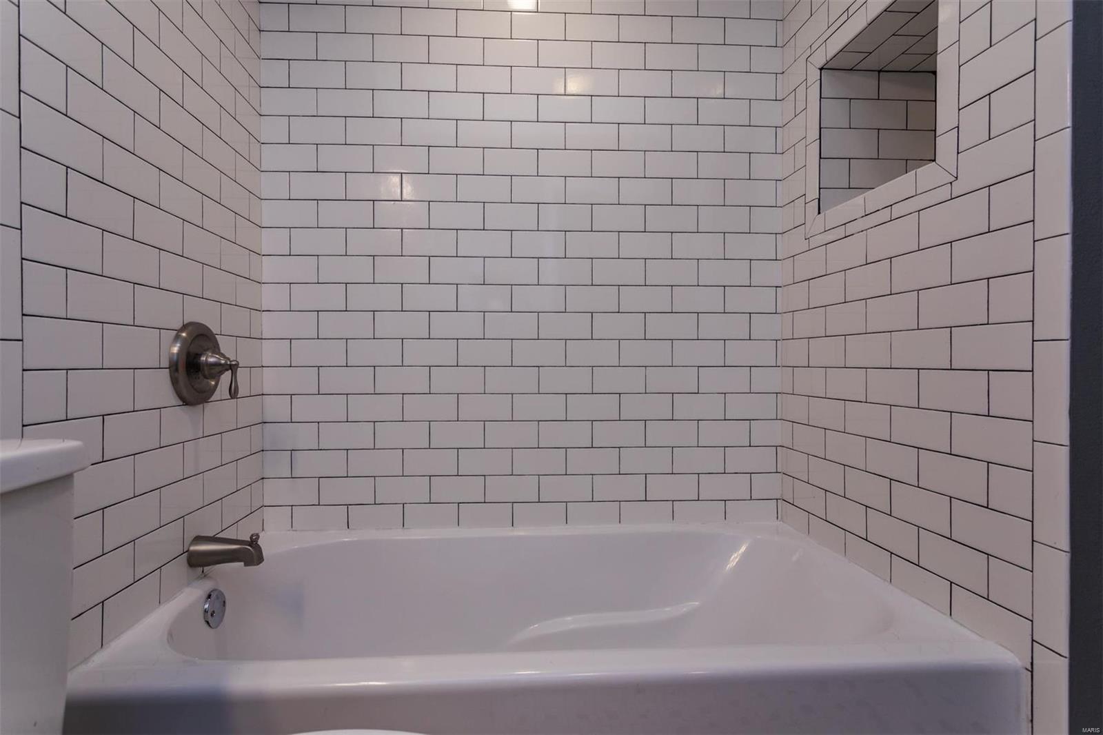 2616 Pontoon Road Granite City, IL 62040 - Photo 19 of 36 Gallery Image 19