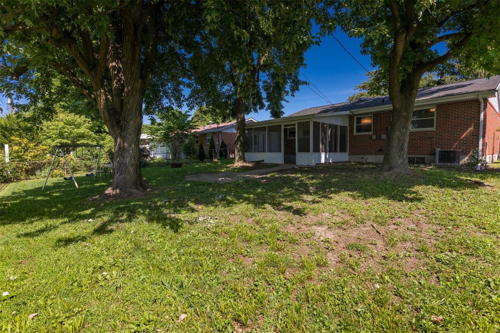 2616 Pontoon Road Granite City, IL 62040 - Photo 35 of 36 Gallery Image 35
