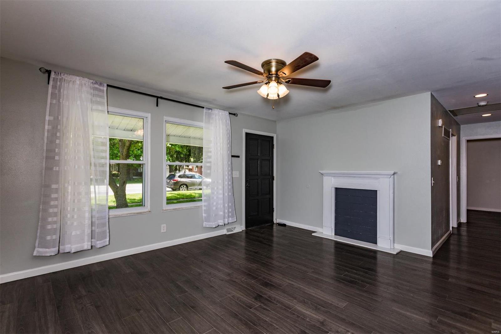 2616 Pontoon Road Granite City, IL 62040 - Photo 6 of 36 Gallery Image 6