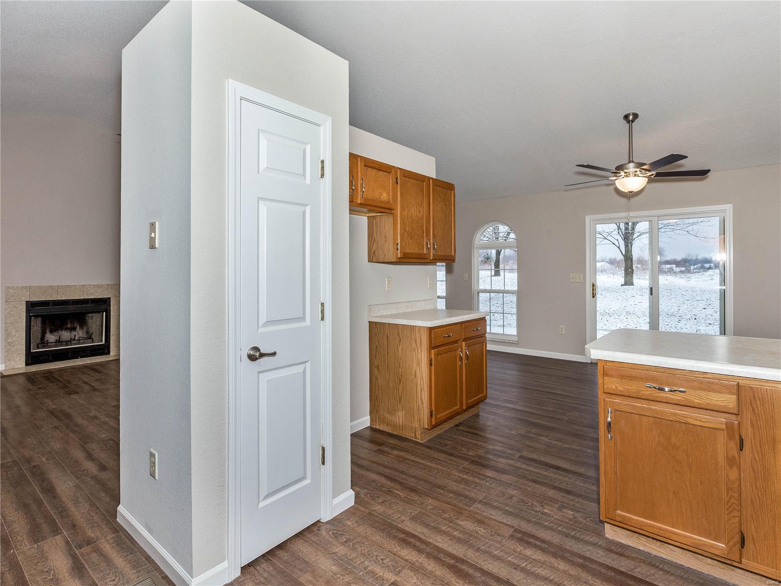 2655 Keebler Road Maryville, IL 62062 - Photo 16 of 41 Gallery Image 16