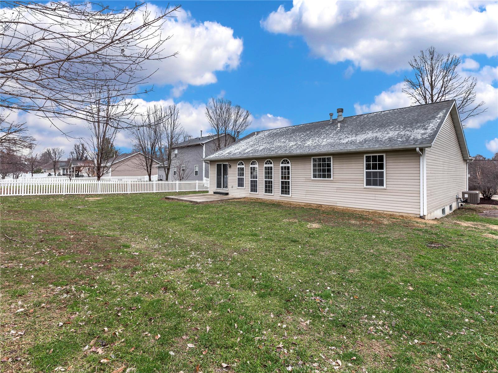 2655 Keebler Road Maryville, IL 62062 - Photo 35 of 41 Gallery Image 35