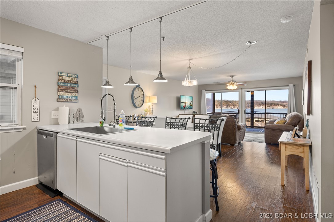 6005 Baydy Peak Road, Unit 401 Osage Beach, MO 65065 - Photo 6 of 34