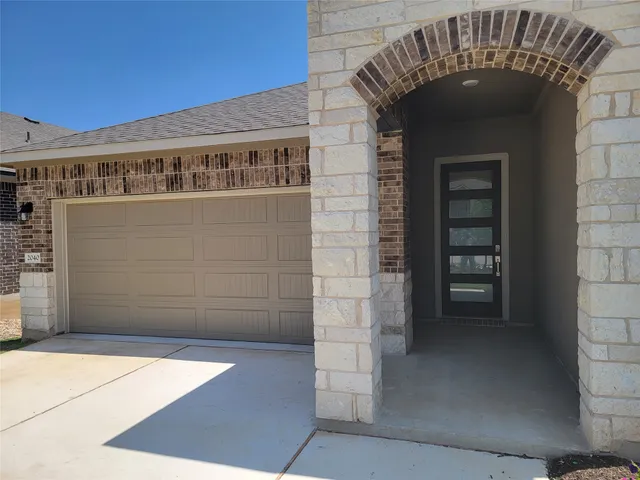 $2,450 | 2040 Centerline Lane, Georgetown, TX 78628