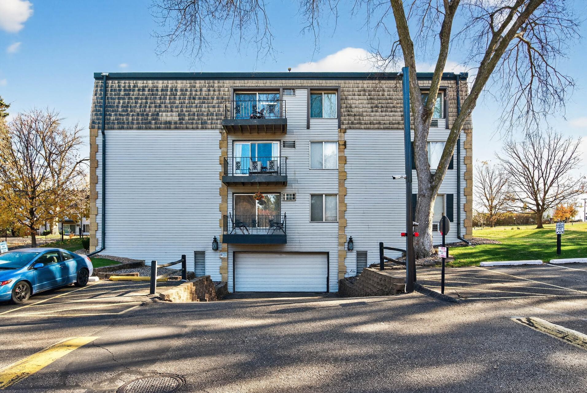 181 Little Canada Road East, Unit 219 Little Canada, MN 55117 - Photo 28 of 30