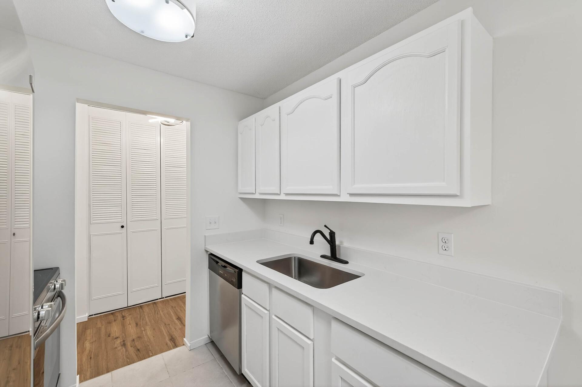 181 Little Canada Road East, Unit 219 Little Canada, MN 55117 - Photo 7 of 30