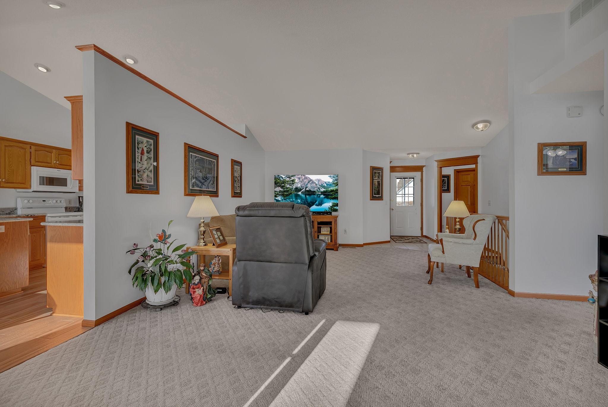 34 Glenview Loop St. Cloud, MN 56303 - Photo 13 of 35