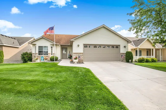 $339,900 | 34 Glenview Loop, St. Cloud, MN 56303