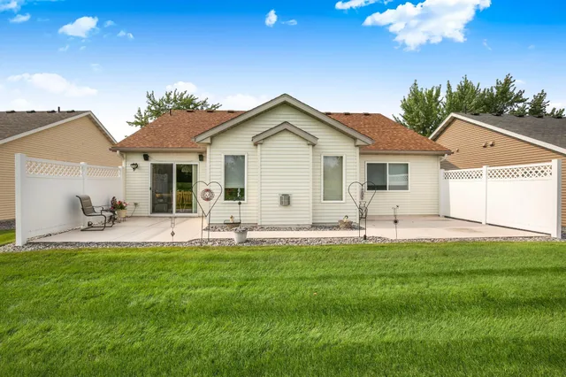 $339,900 | 34 Glenview Loop, St. Cloud, MN 56303