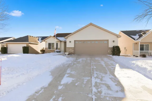 $339,900 | 34 Glenview Loop, St. Cloud, MN 56303