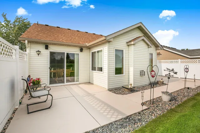 $339,900 | 34 Glenview Loop, St. Cloud, MN 56303