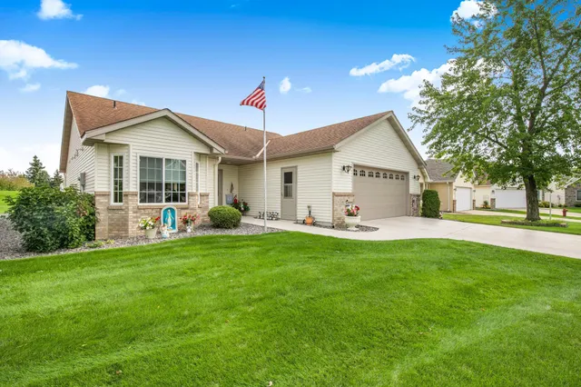 $339,900 | 34 Glenview Loop, St. Cloud, MN 56303