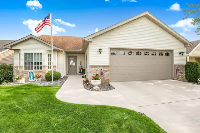 $339,900 | 34 Glenview Loop, St. Cloud, MN 56303