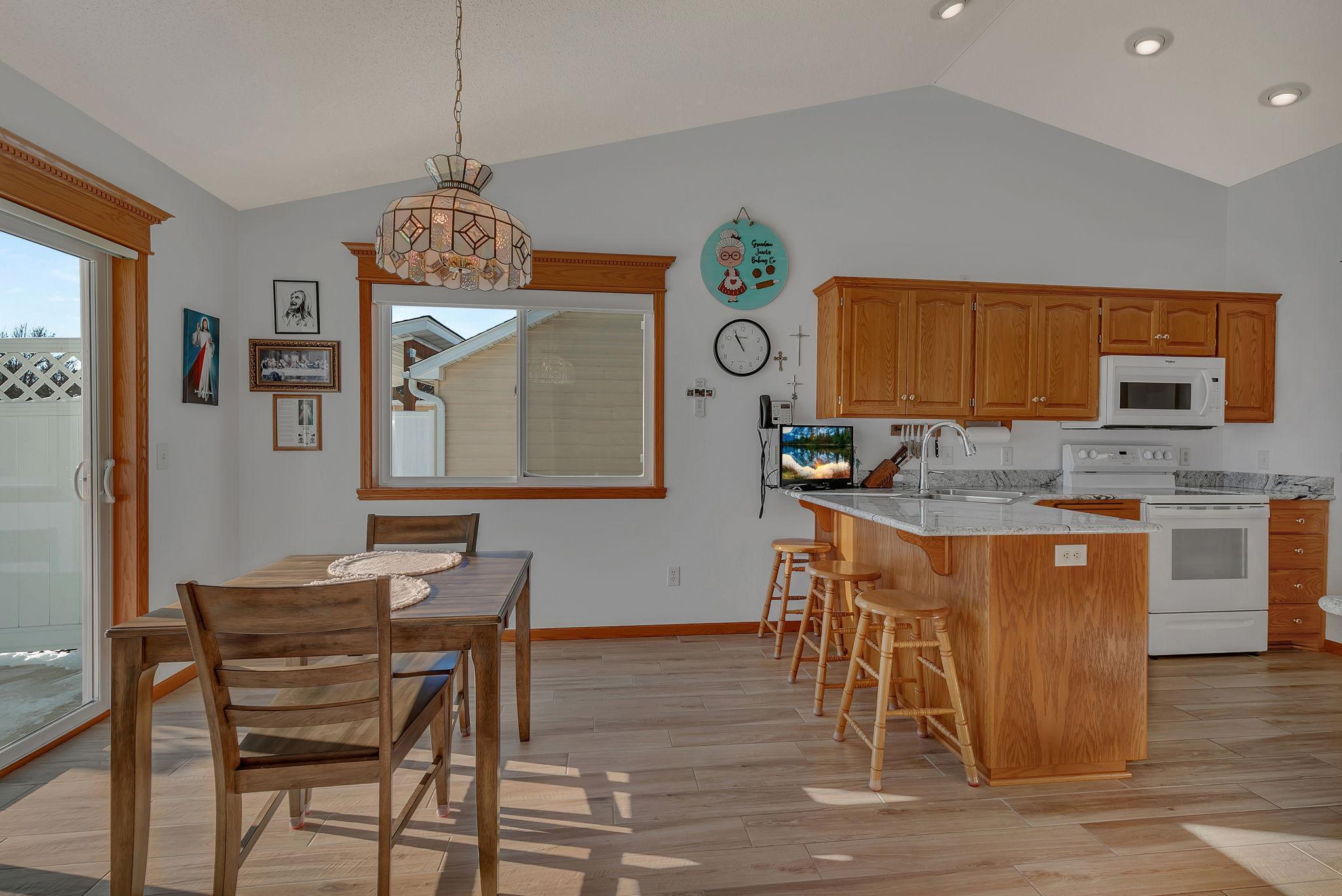 34 Glenview Loop St. Cloud, MN 56303 - Photo 8 of 35