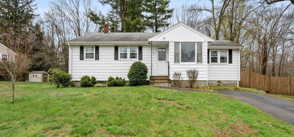 2 West Vanston Road Stoughton, MA 02072 - Photo 3 of 27 Gallery Image 3