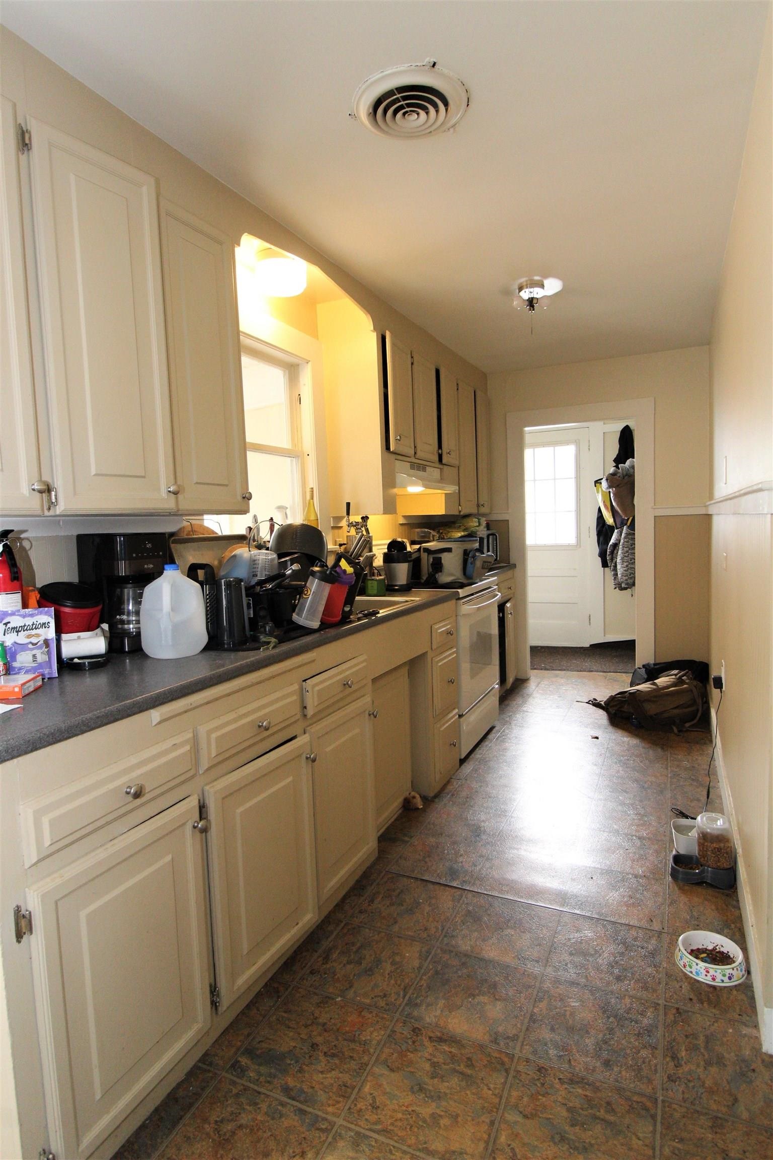 19 Heaton Street Rochester, NH 03867 - Photo 24 of 33