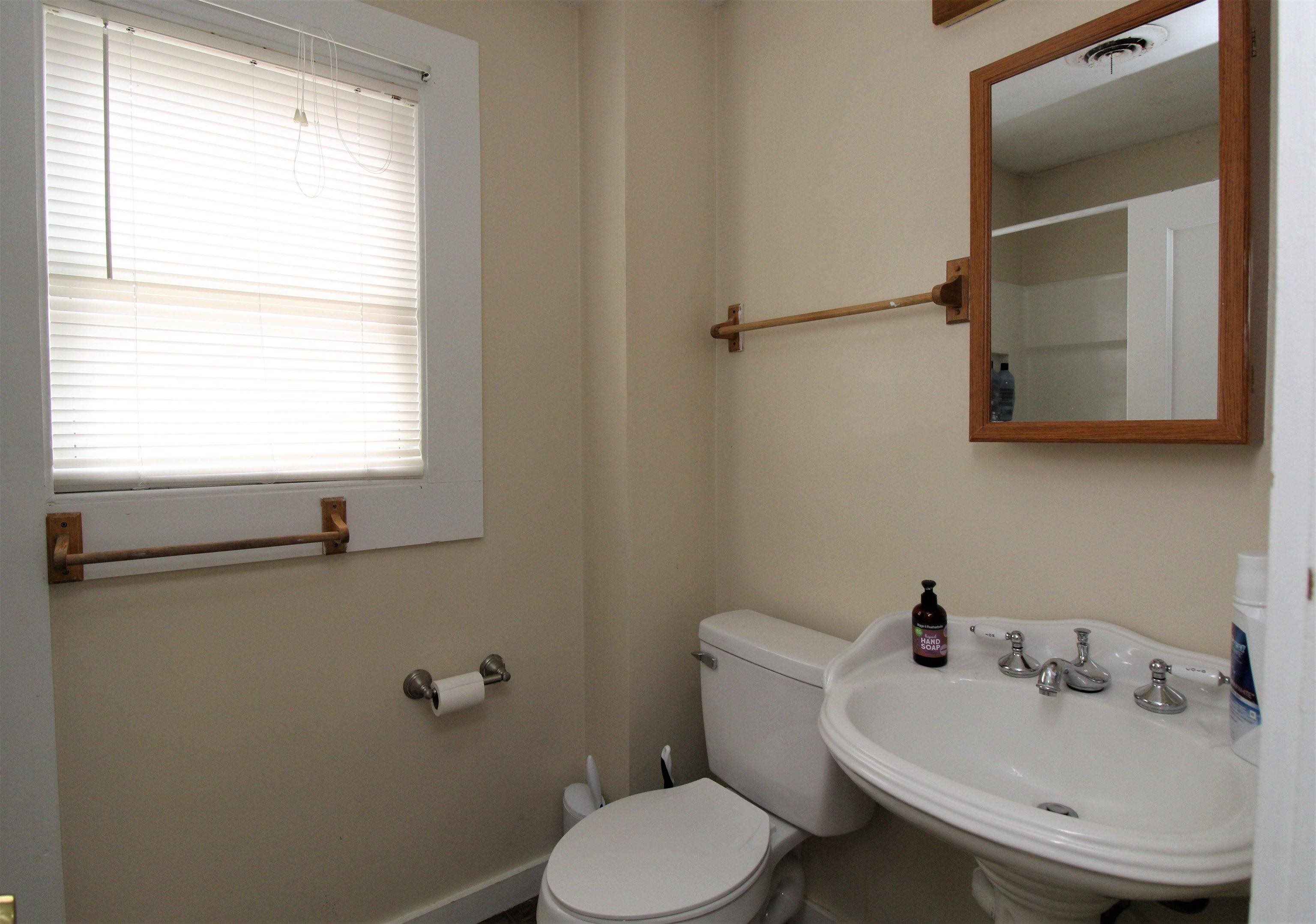 19 Heaton Street Rochester, NH 03867 - Photo 29 of 33