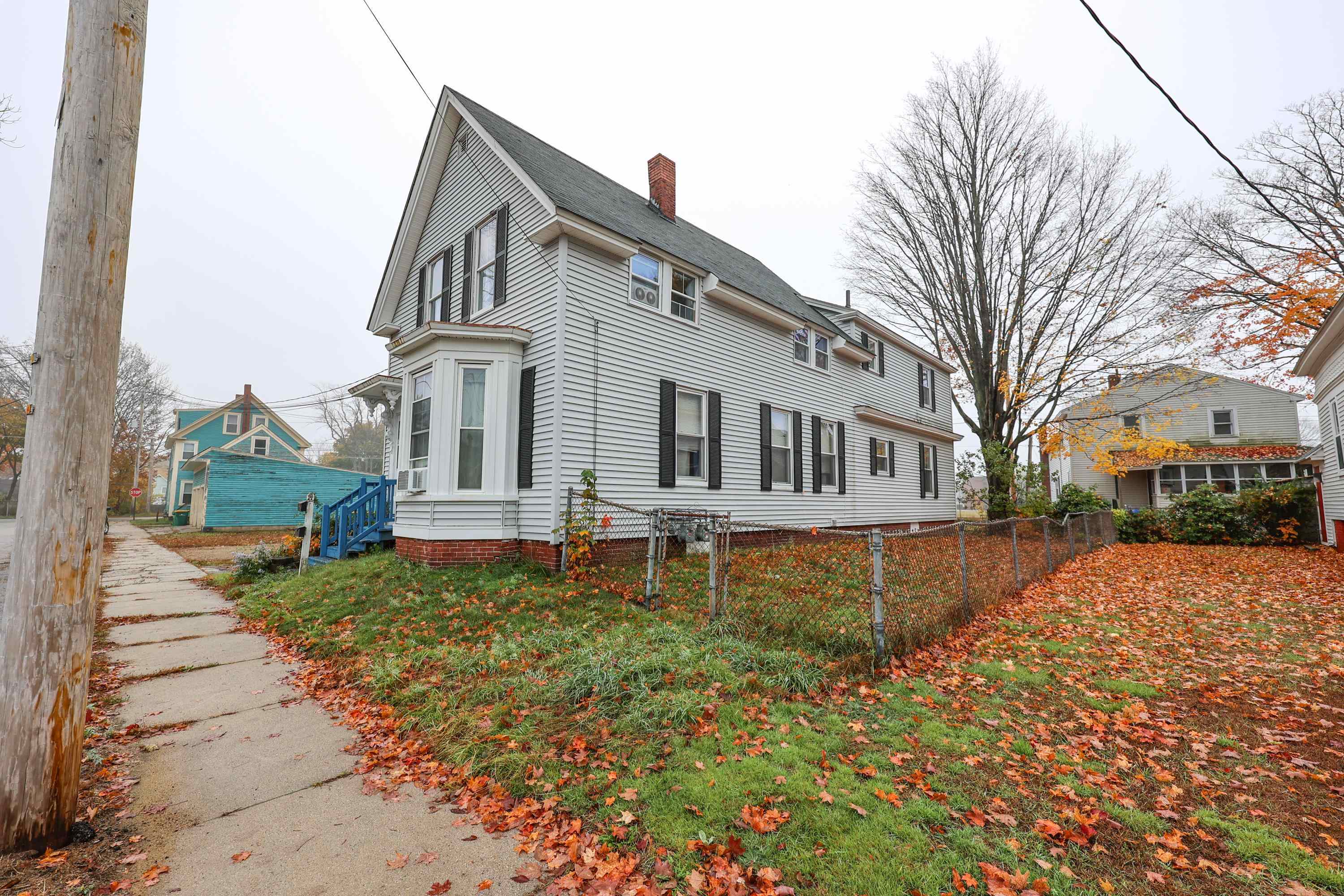 19 Heaton Street Rochester, NH 03867 - Photo 5 of 33