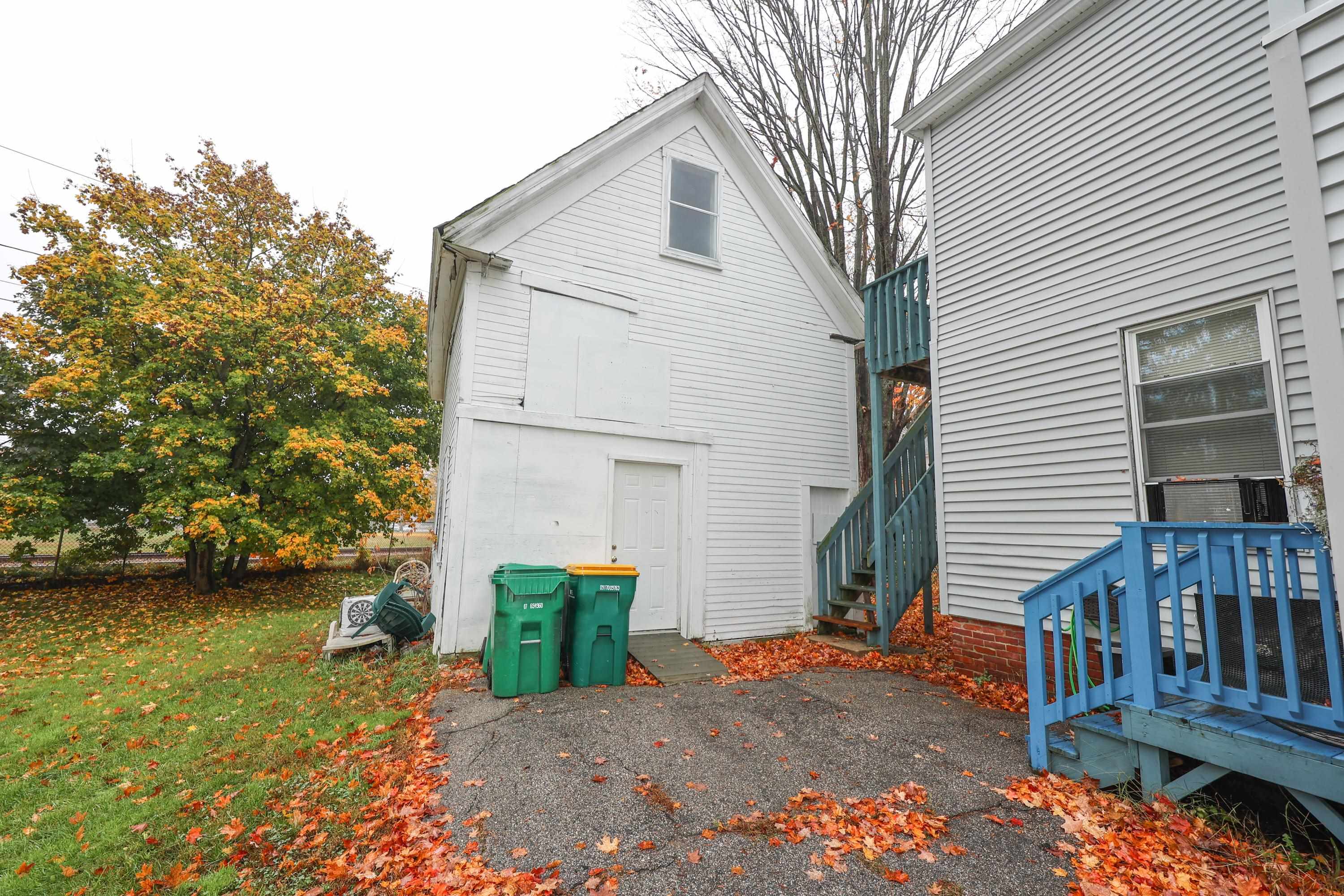 19 Heaton Street Rochester, NH 03867 - Photo 6 of 33
