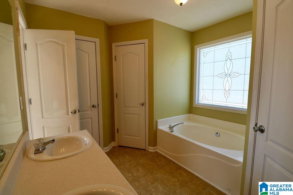 98 Hawk Pass Anniston, AL 36207 - Photo 14 of 26
