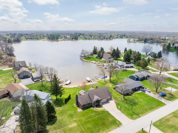 $890,000 | 3757 Lake Lapeer Drive, Metamora, MI 48455