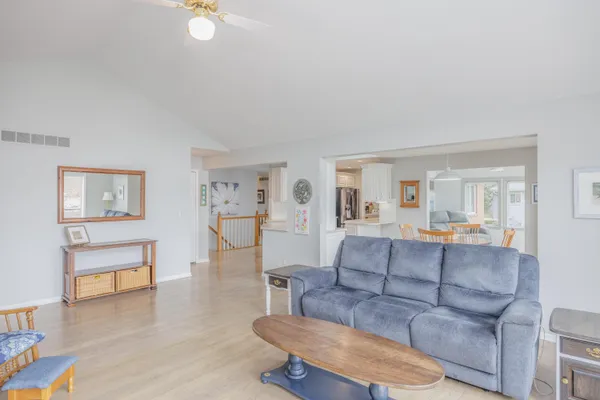 $890,000 | 3757 Lake Lapeer Drive, Metamora, MI 48455