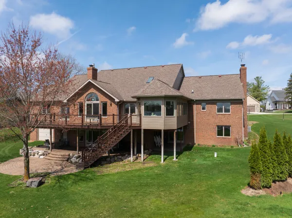 $890,000 | 3757 Lake Lapeer Drive, Metamora, MI 48455