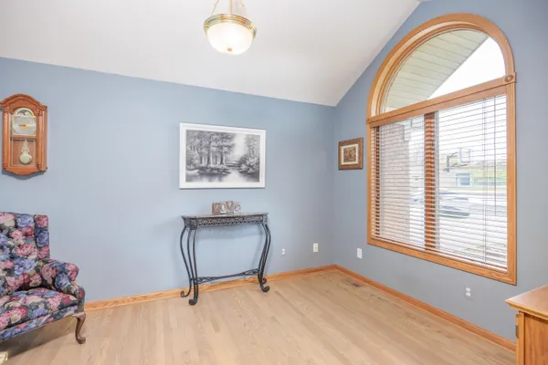 $890,000 | 3757 Lake Lapeer Drive, Metamora, MI 48455