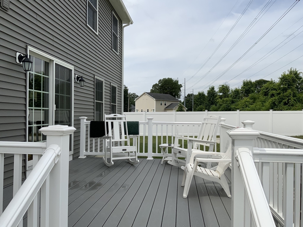 25 Damato Way Agawam, MA 01001 - Photo 28 of 38