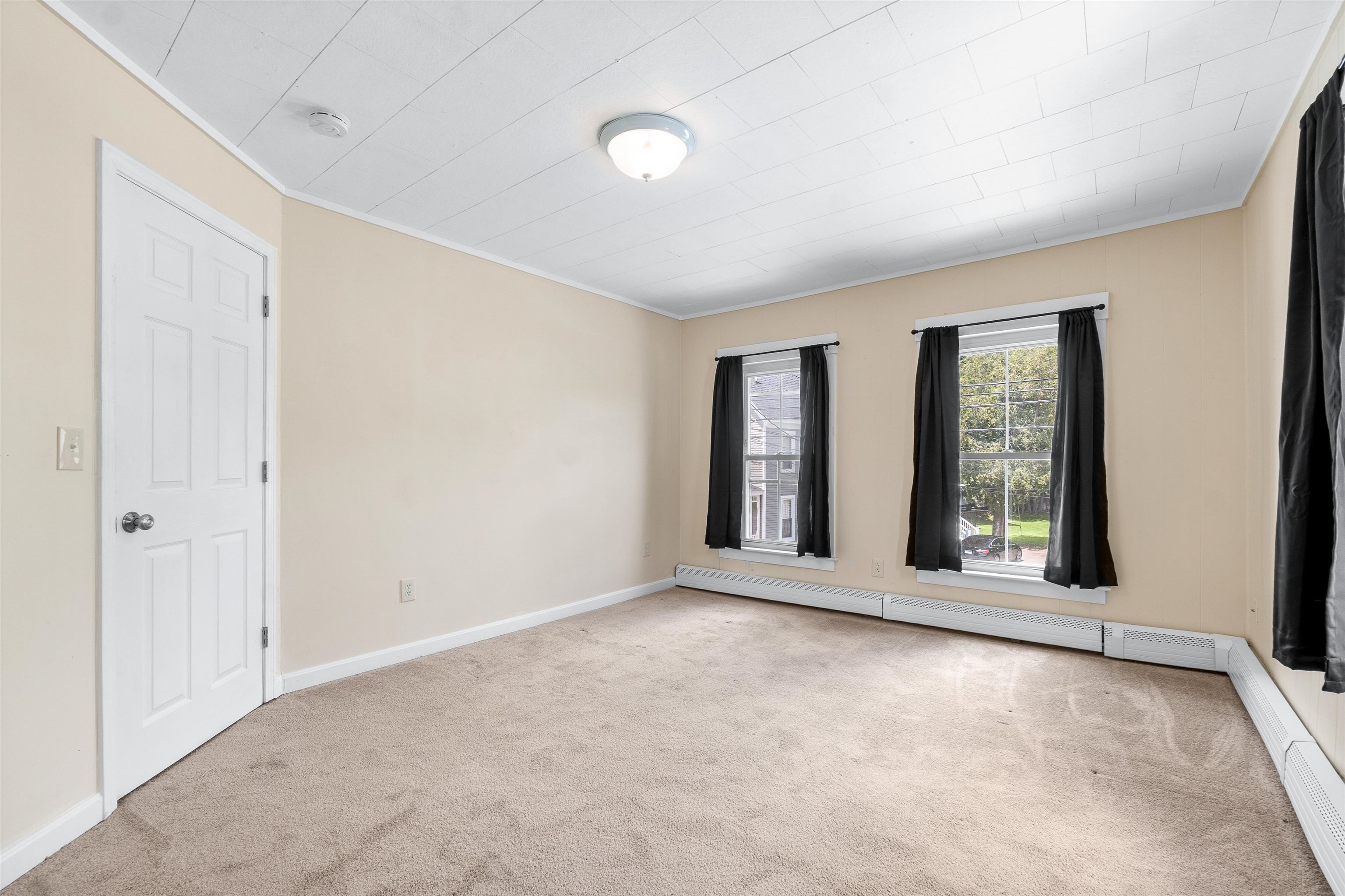 56 Harvard Street Laconia, NH 03246 - Photo 10 of 28