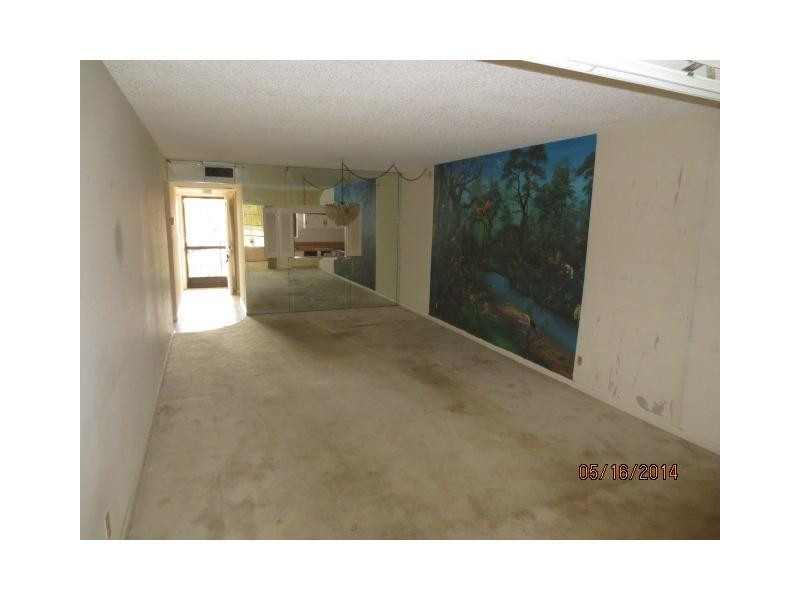 9273 Southwest 8th Street, Unit 210 Boca Raton, FL 33428 - Photo 4 of 12 Exterior Front