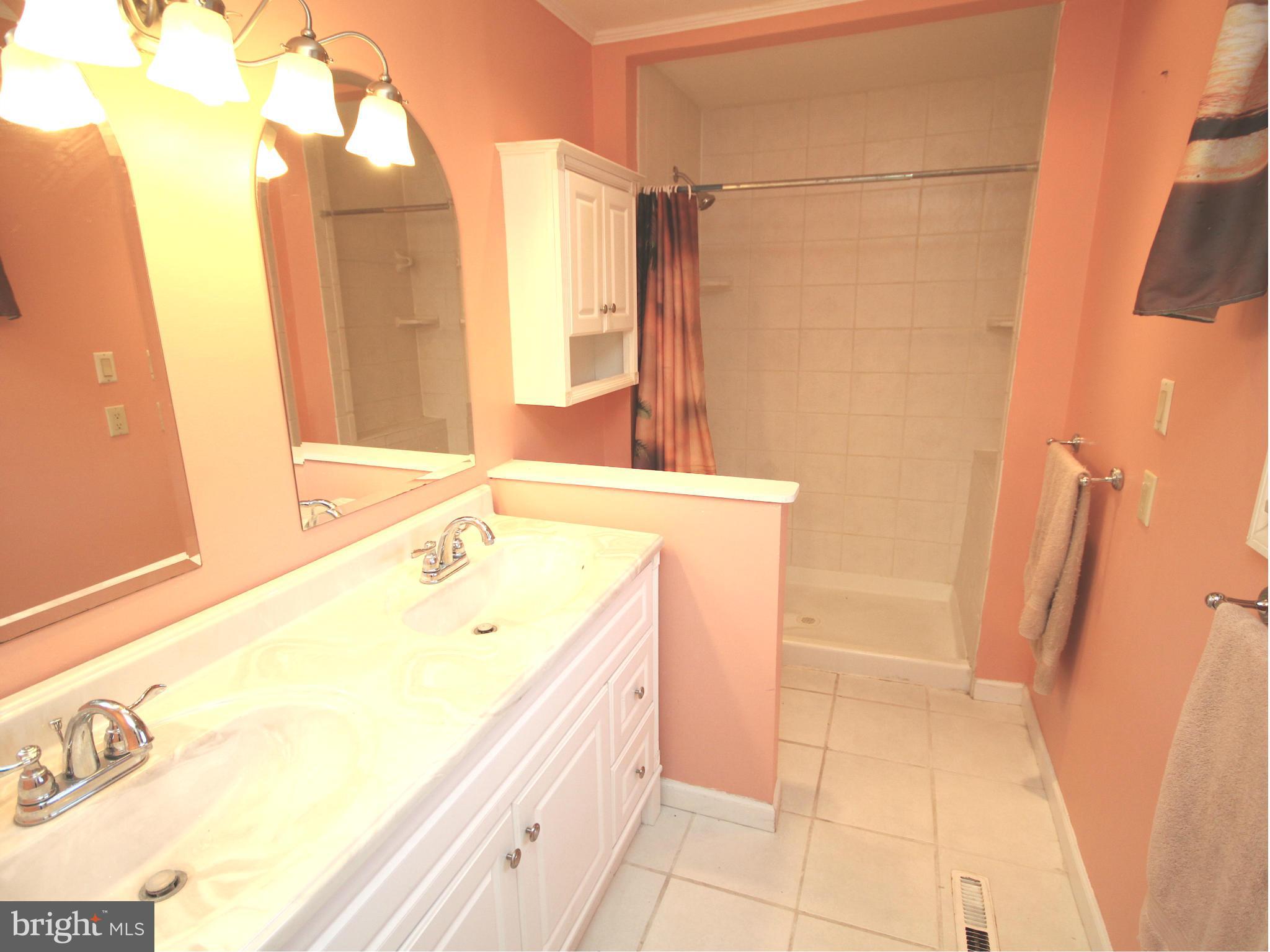 3615 Valley Road Port Republic, MD 20676 - Photo 15 of 17 Bath (Master)