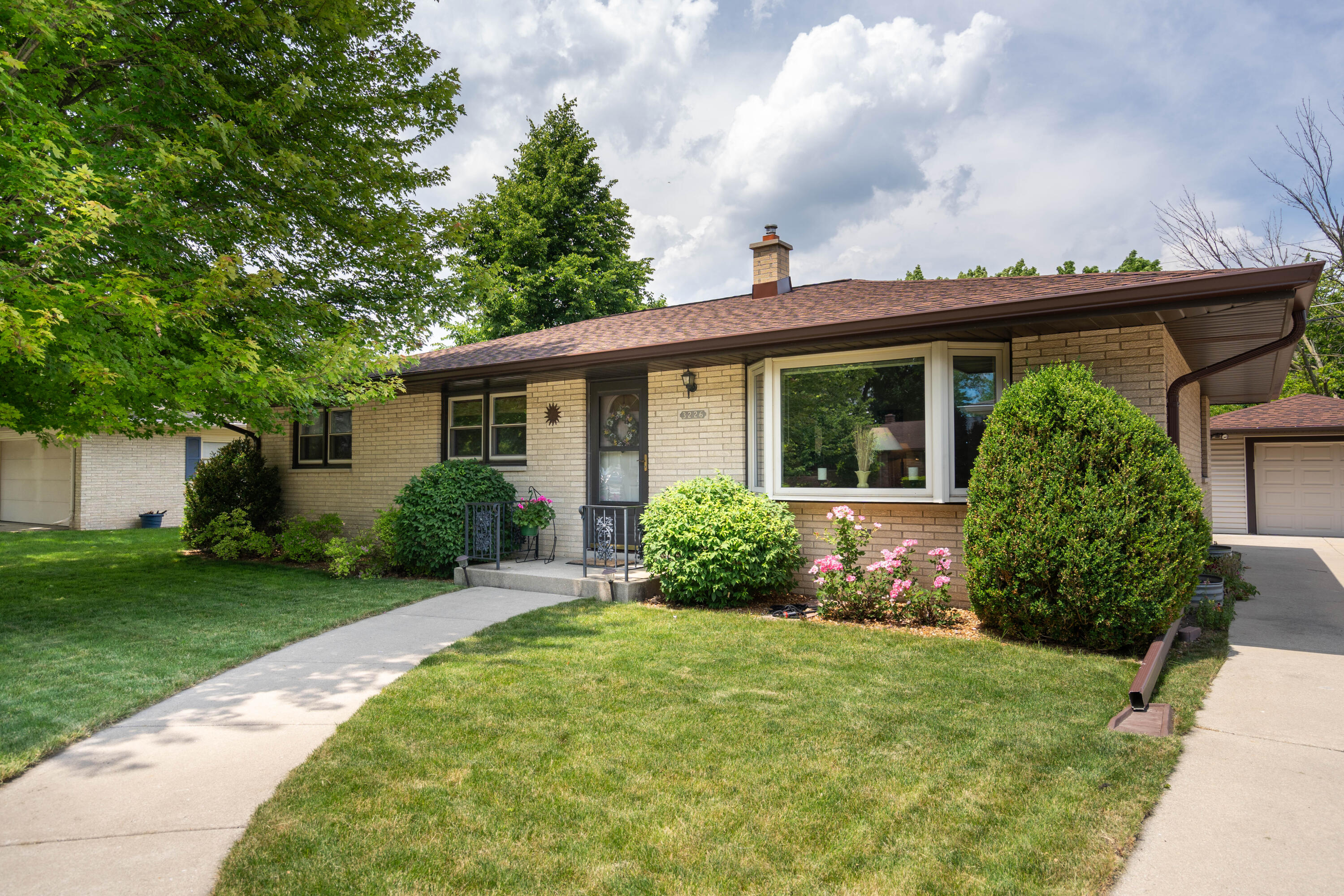 3226 Wheelock Drive Racine, WI 53405 - Photo 1 of 1 Main Photo