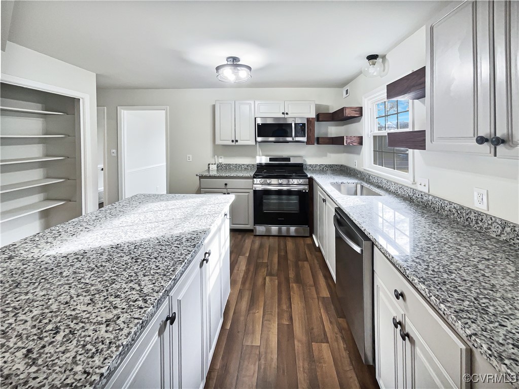 4518 Conduit Road Colonial Heights, VA 23834 - Photo 10 of 28 Gallery Image 10