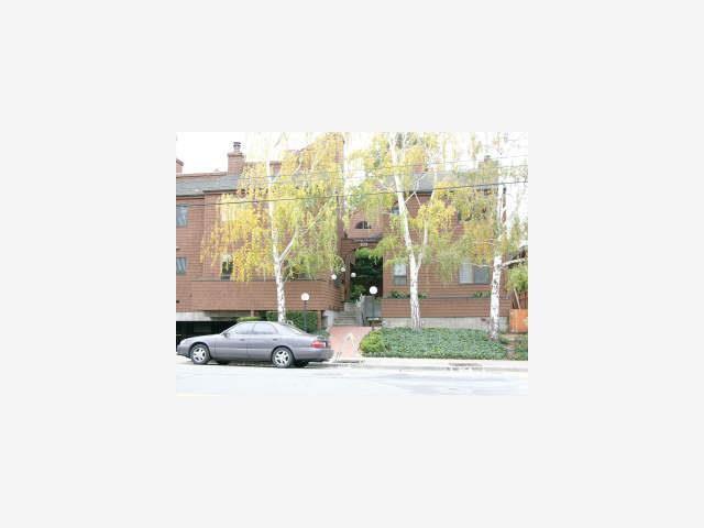733 Fairfield Road, Unit 7 Burlingame, CA 94010 - Photo 1 of 1 Gallery Image 1