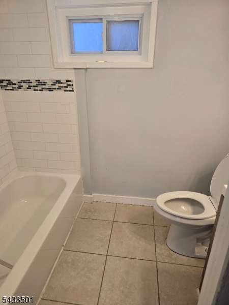 16 Musconetcong River Road, Unit 2 Hampton, NJ 08827 - Photo 5 of 12 a bathroom with a toilet and bathtub