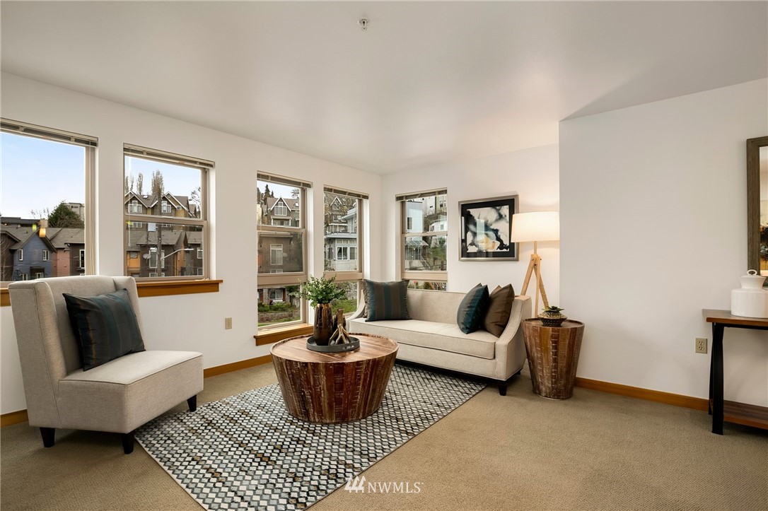 827 Hiawatha Place South, Unit 308 Seattle, WA 98144 - Photo 2 of 25