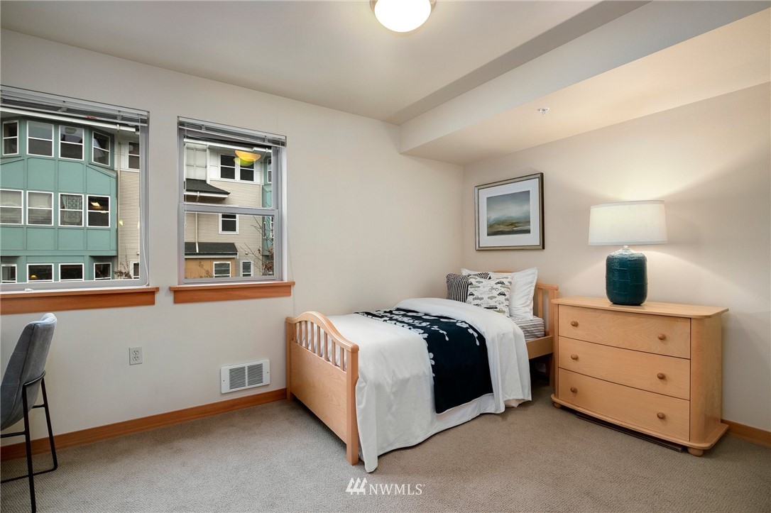 827 Hiawatha Place South, Unit 308 Seattle, WA 98144 - Photo 13 of 25