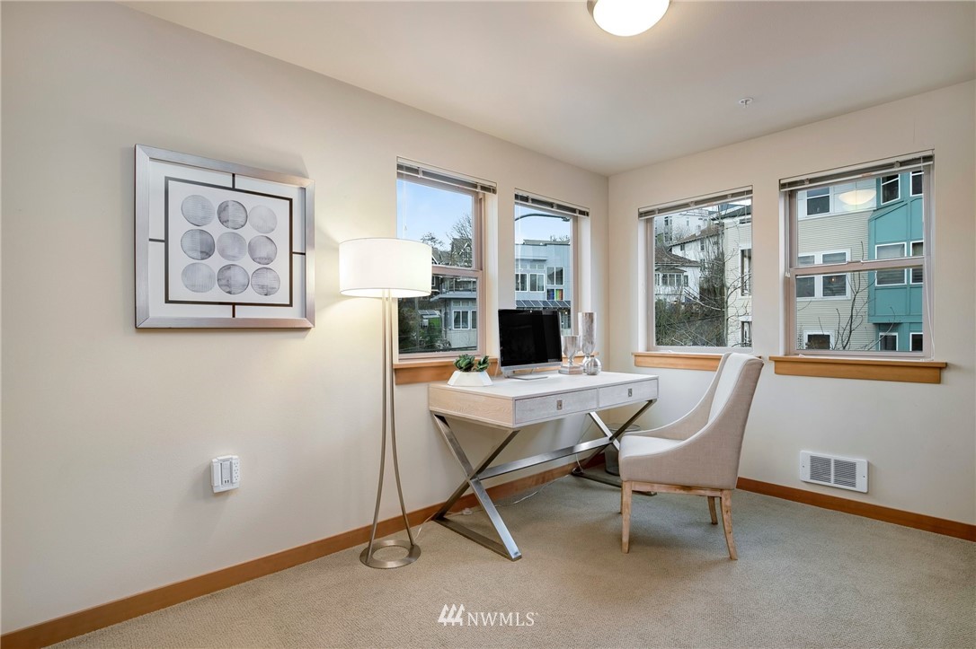 827 Hiawatha Place South, Unit 308 Seattle, WA 98144 - Photo 16 of 25