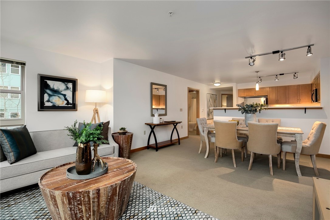 827 Hiawatha Place South, Unit 308 Seattle, WA 98144 - Photo 3 of 25