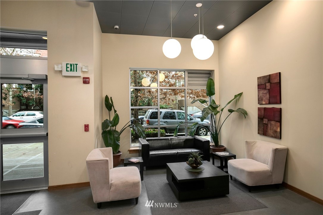 827 Hiawatha Place South, Unit 308 Seattle, WA 98144 - Photo 22 of 25