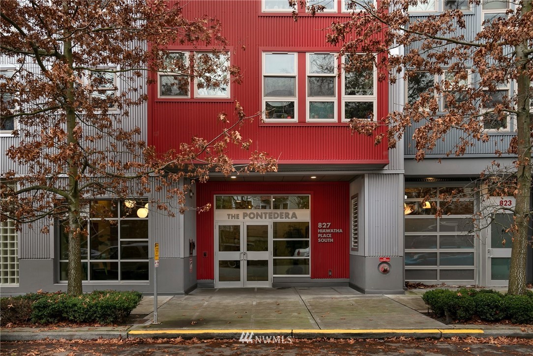 827 Hiawatha Place South, Unit 308 Seattle, WA 98144 - Photo 24 of 25