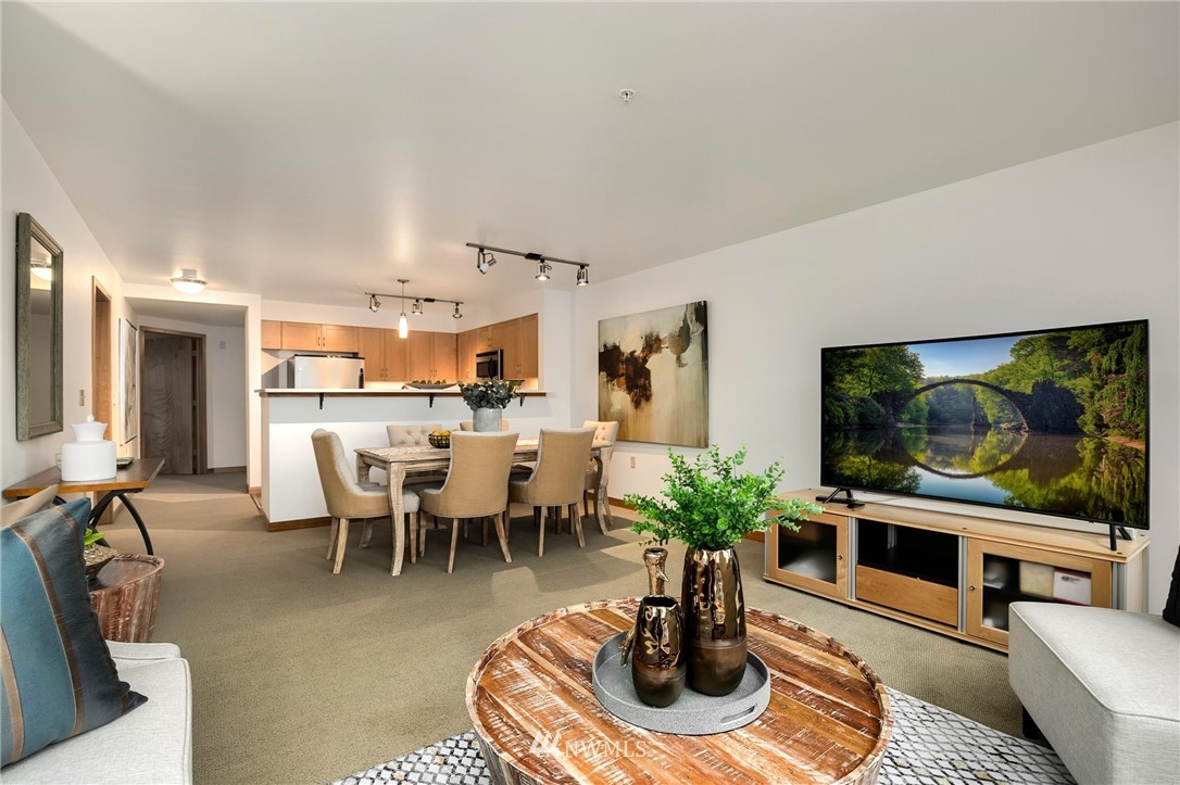 827 Hiawatha Place South, Unit 308 Seattle, WA 98144 - Photo 5 of 25