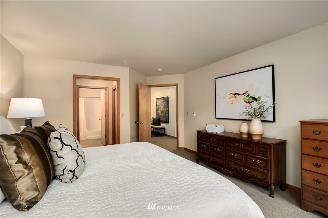 827 Hiawatha Place South, Unit 308 Seattle, WA 98144 - Photo 10 of 25