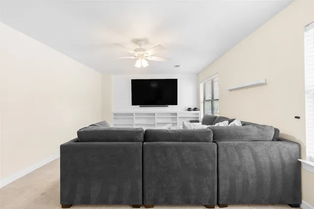 $710,000 | 10 Holly Tree Lane, Spring, TX 77373