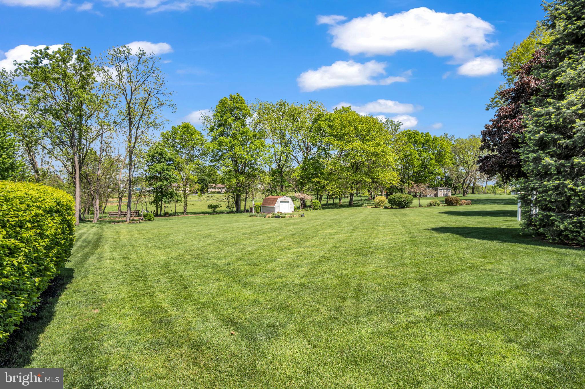 4 Banbury Road Hummelstown, PA 17036 - Photo 20 of 54