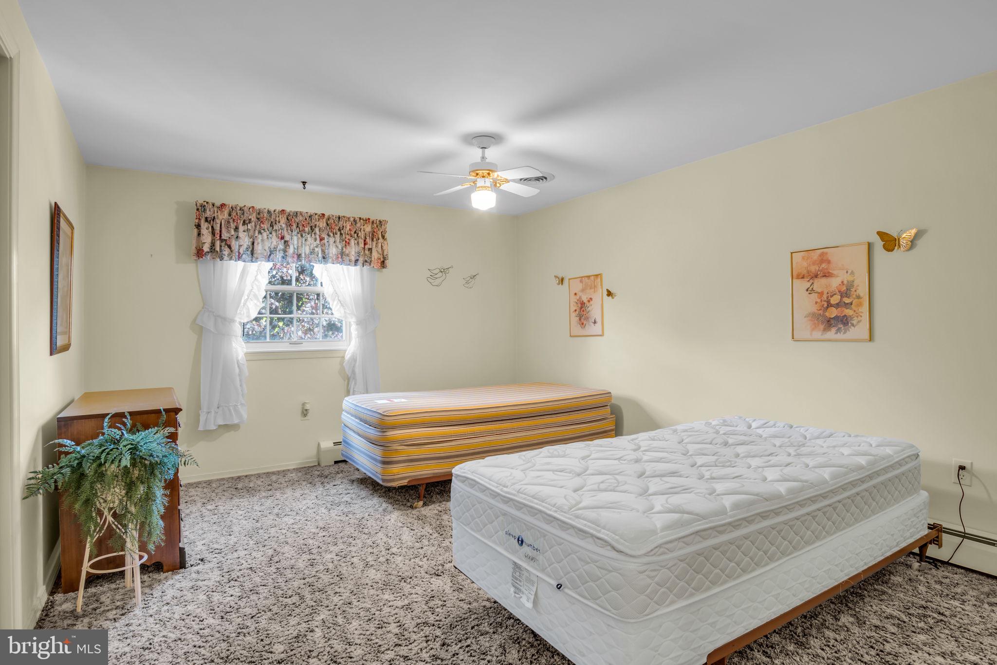 4 Banbury Road Hummelstown, PA 17036 - Photo 44 of 54