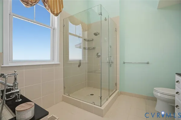 $1,025,000 | 3700 Sandpiper Road, Unit 417, Virginia Beach, VA 23456